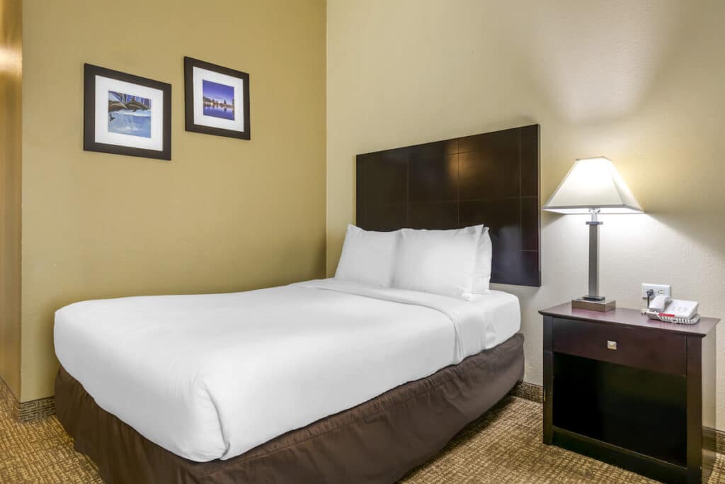 Comfort Inn International double