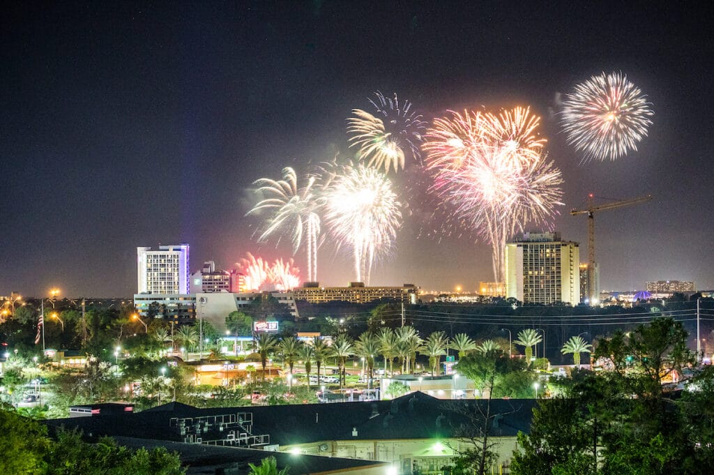 Crowne Plaza Lake Buena Vista fireworks view